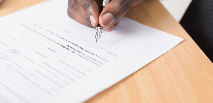 sign contract fixed term employment contract