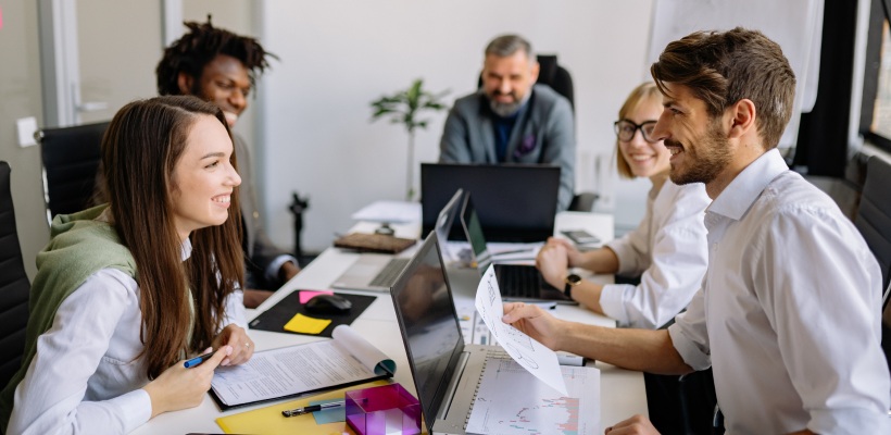 HR meeting to discuss employee satisfaction surveys